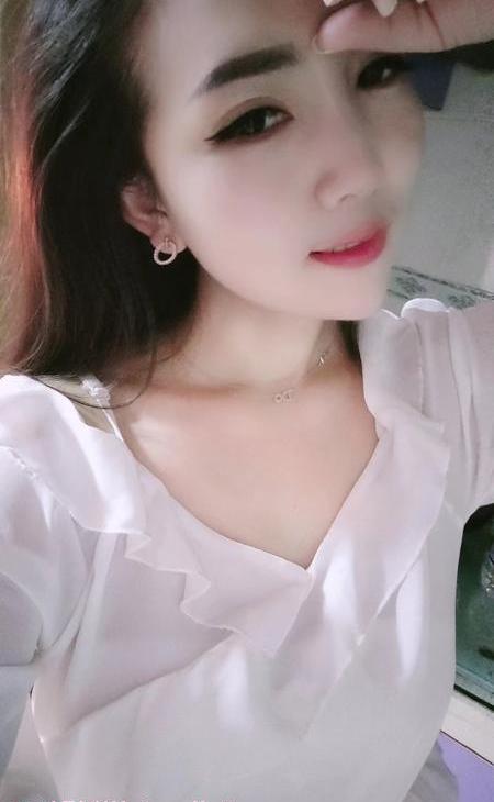 广州女仆妹朵朵